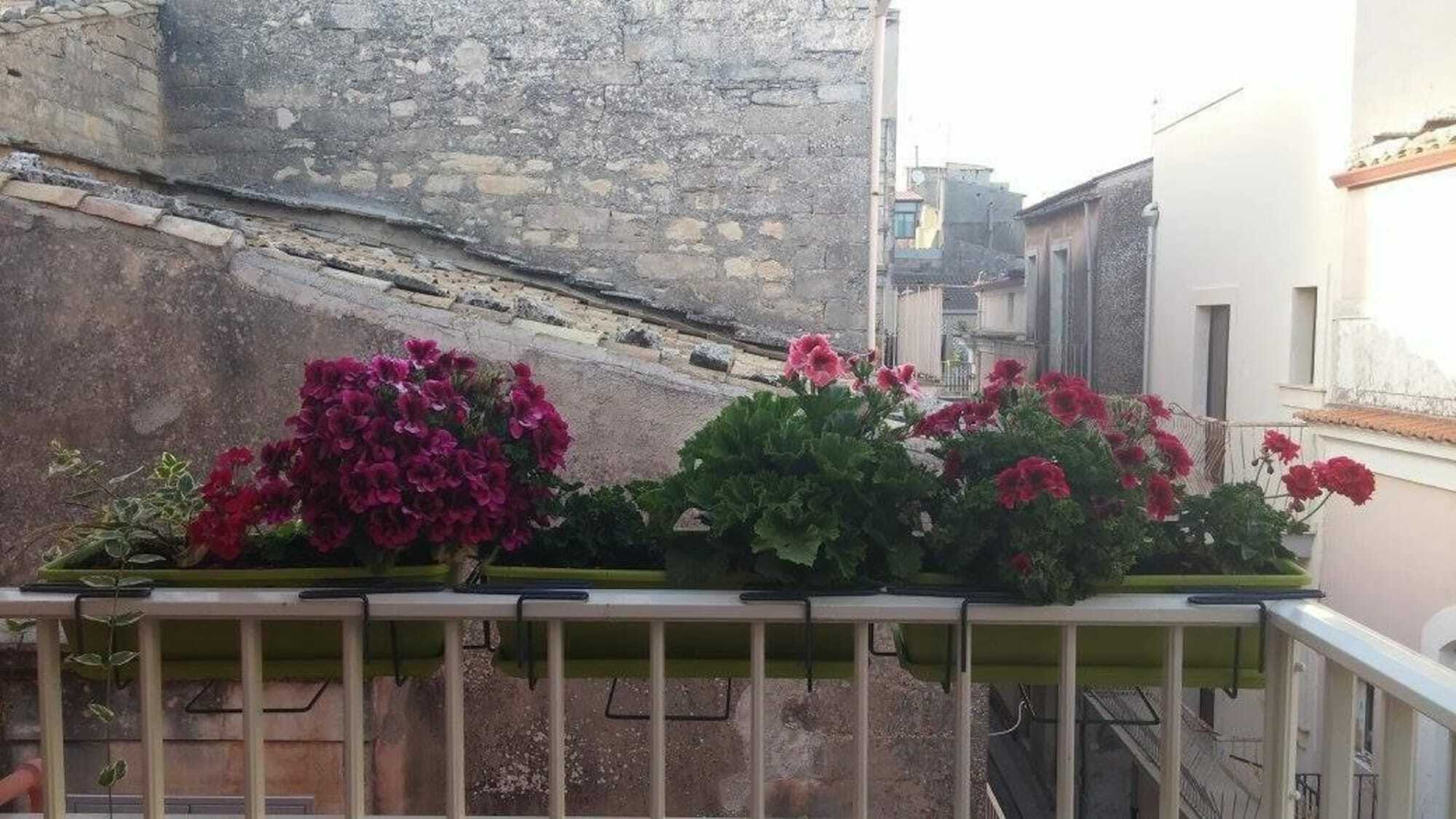 Casa Sant'Anna Apartment รากูซา ภายนอก รูปภาพ